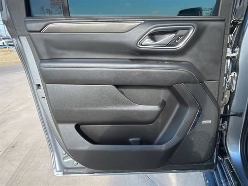 Used 2022 GMC Yukon XL AT4 w/ Max Trailering Package image 15