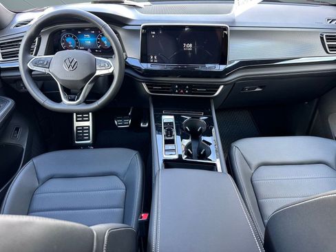 New 2026 Volkswagen Atlas Cross Sport SEL R-Line image 3