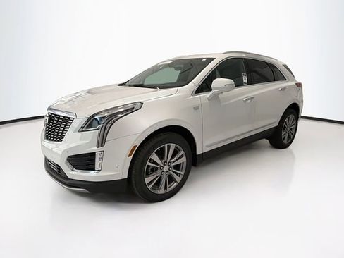 New 2026 Cadillac XT5 Premium Luxury w/ Driver Assist Package AWD/4WD image 3