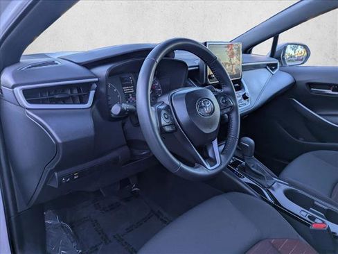 Certified 2025 Toyota Corolla SE image 10