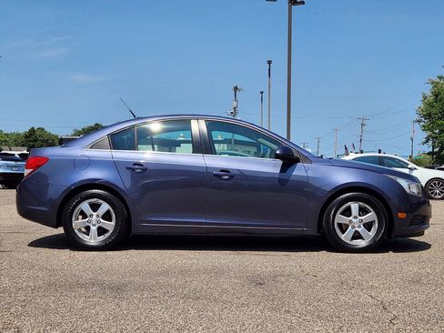 Used 2014 Chevrolet Cruze LT FWD image 3
