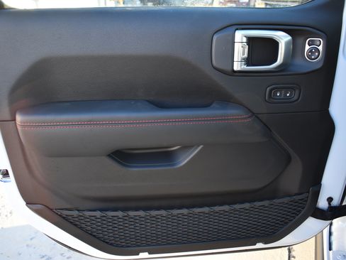 New 2026 Jeep Wrangler Unlimited Rubicon image 12