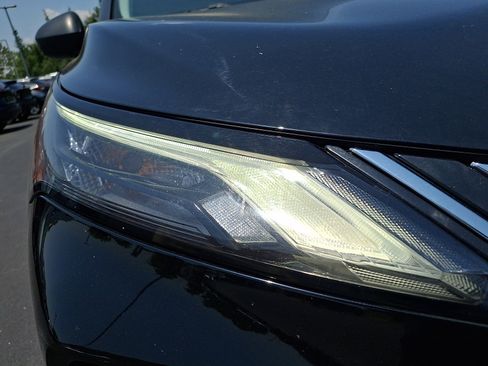 Used 2021 Nissan Rogue S FWD image 9