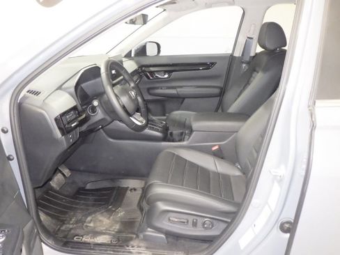 Used 2025 Honda CR-V EX-L image 8