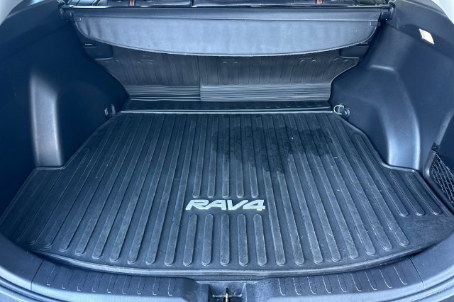 Certified 2022 Toyota RAV4 Adventure AWD/4WD image 19