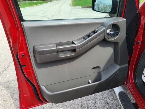 Used 2010 Nissan Xterra S image 25