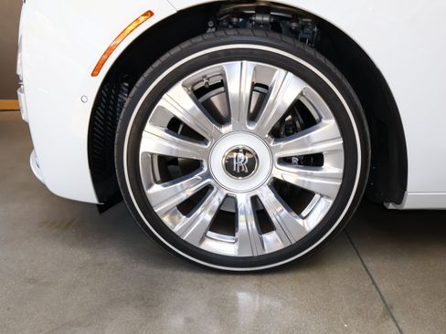 Used 2022 Rolls-Royce Ghost AWD/4WD image 44