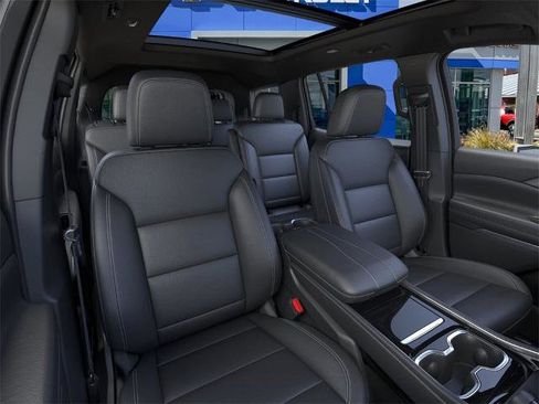 New 2026 Chevrolet Traverse LT image 16