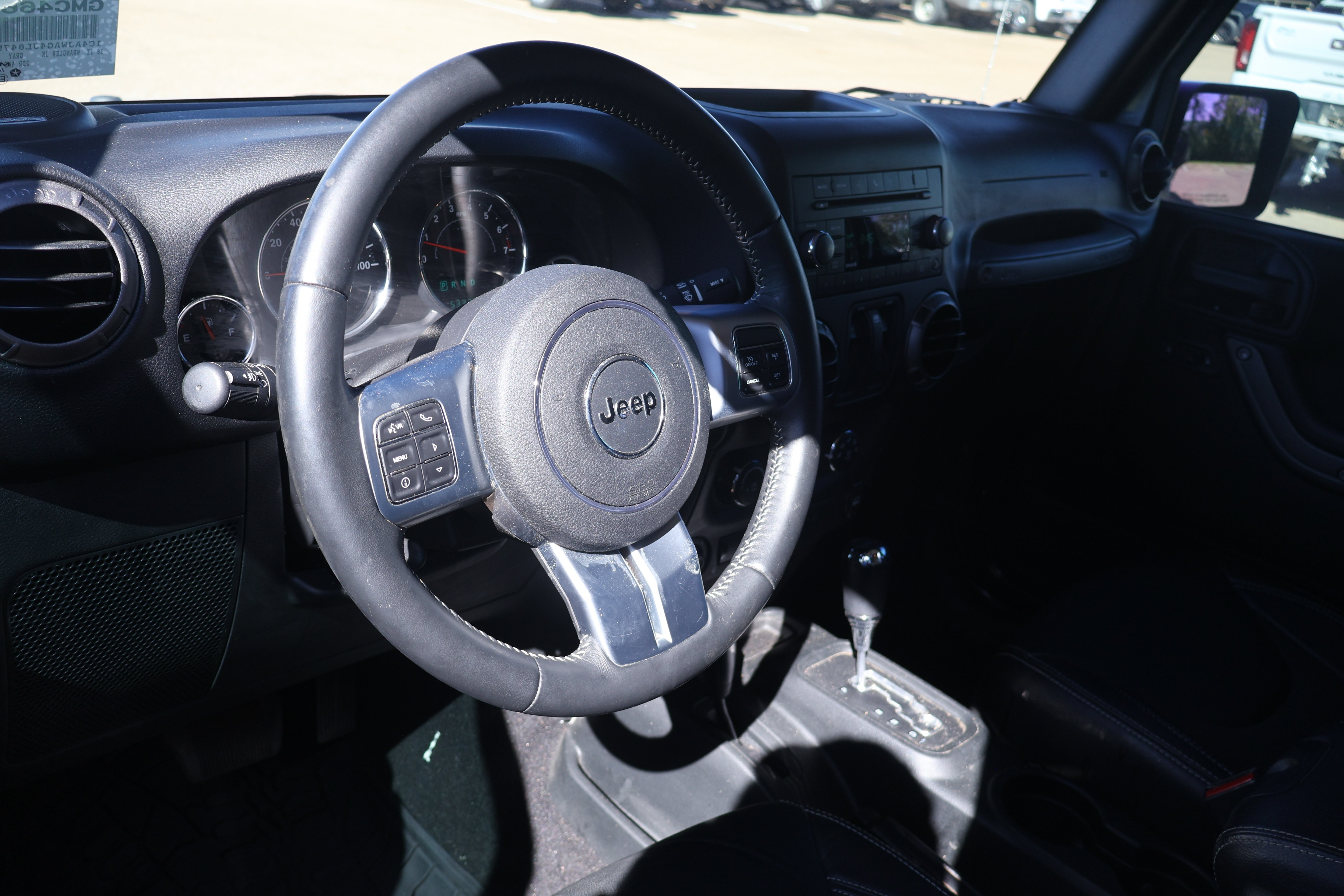 Used 2018 Jeep Wrangler Sport AWD/4WD image 12