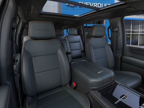 New 2026 GMC Yukon XL AT4 w/ AT4 Premium Package image 35
