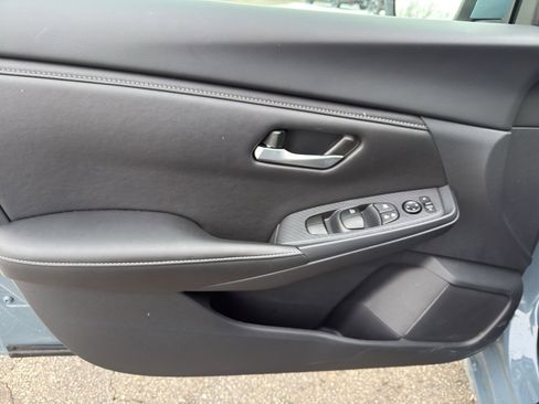 Used 2025 Nissan Sentra SV w/ All-Weather Package image 12