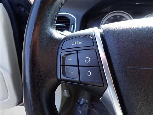 Used 2013 Volvo S60 T5 AWD/4WD image 15