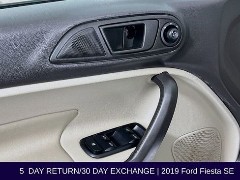 Used 2019 Ford Fiesta SE image 22