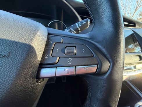 Used 2020 Cadillac XT4 Premium Luxury image 21