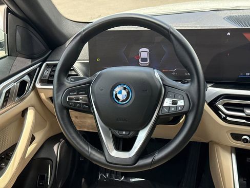 Certified 2022 BMW i4 eDrive40 w/ Premium Package RWD image 20