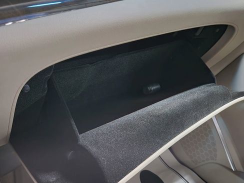 Used 2020 Cadillac Escalade Luxury w/ LPO, Radiant Package image 41