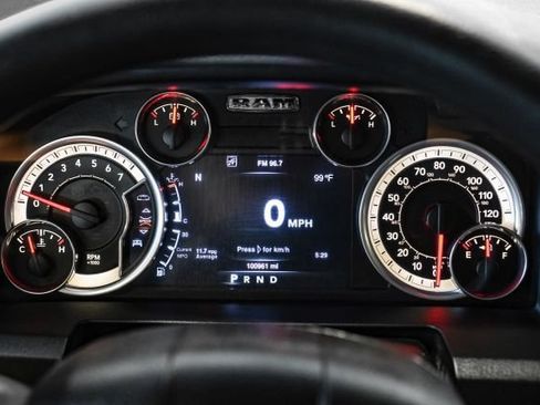 Used 2015 RAM 1500 Express AWD/4WD image 24