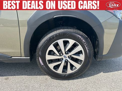 Used 2024 Subaru Outback Premium AWD/4WD image 31