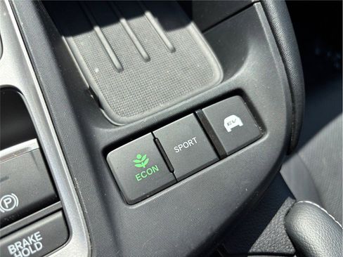 Used 2021 Honda Insight Touring image 31