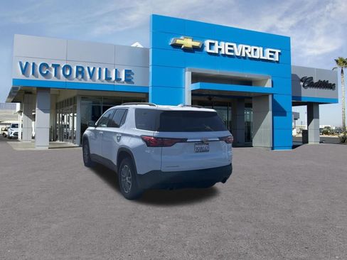 Used 2023 Chevrolet Traverse LT FWD image 8