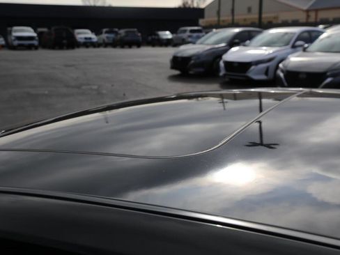 Used 2021 Nissan Altima 2.5 SV w/ SV Premium Package image 9