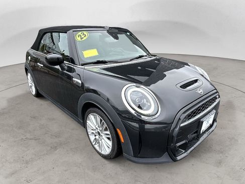 Used 2023 MINI Cooper S image 1