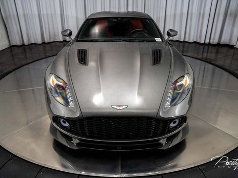 Used 2018 Aston Martin Vanquish Zagato image 8