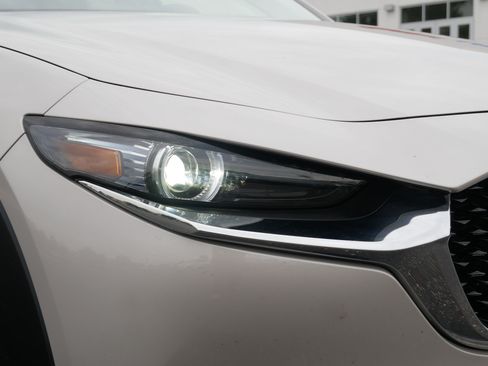 Used 2023 MAZDA CX-30 AWD 2.5 S w/ Premium Package image 16