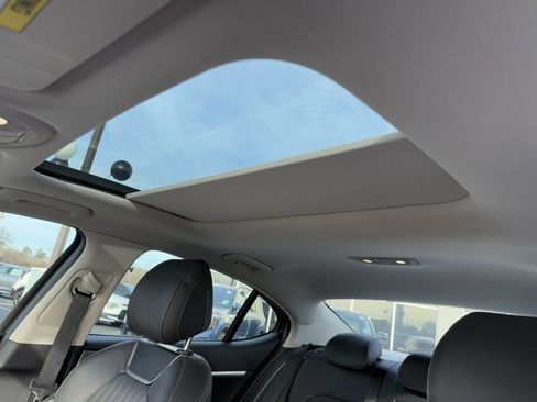 Used 2019 Genesis G70 2.0T Advanced w/ Elite Package image 27