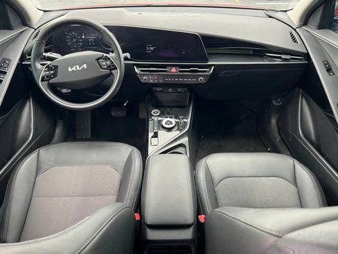 Used 2023 Kia Niro Wind FWD image 12