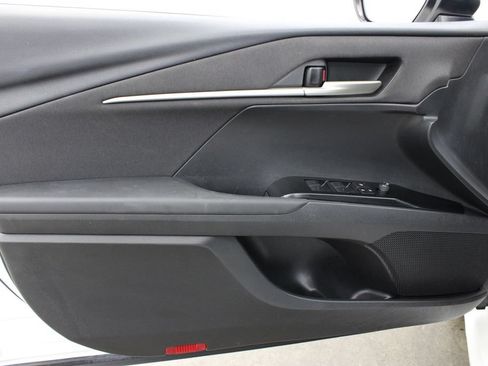 Used 2025 Toyota Camry LE FWD image 16