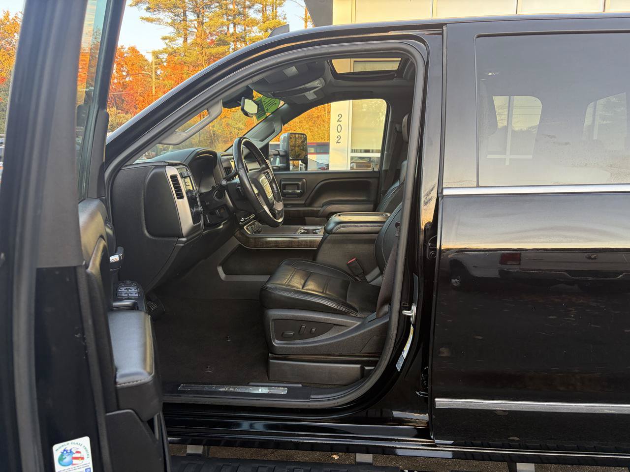Used 2015 GMC Sierra 3500 Denali w/ Duramax Plus Package AWD/4WD image 18