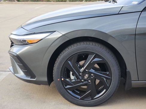 New 2026 Hyundai Elantra Sport image 5