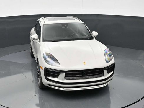 New 2026 Porsche Macan AWD/4WD image 34