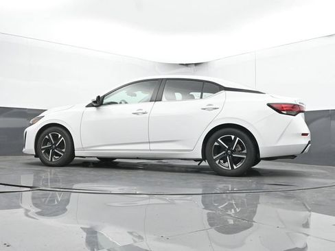 Used 2024 Nissan Sentra SV FWD image 47