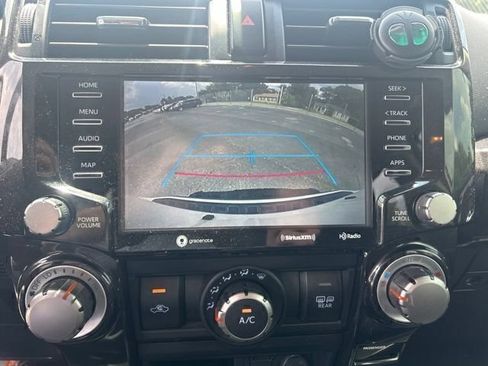 Used 2021 Toyota 4Runner TRD Off-Road AWD/4WD image 11