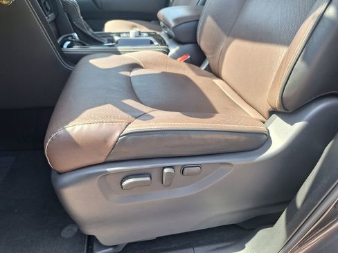 Used 2023 INFINITI QX80 Premium Select w/ Cargo Package image 9