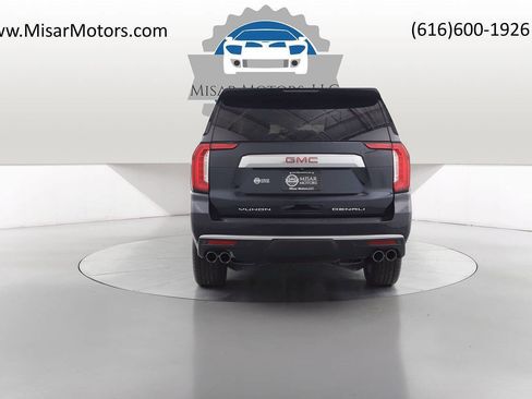 Used 2022 GMC Yukon XL Denali image 5