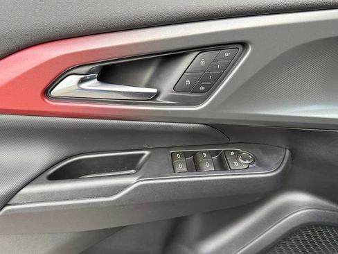 New 2026 Chevrolet Equinox EV RS image 11