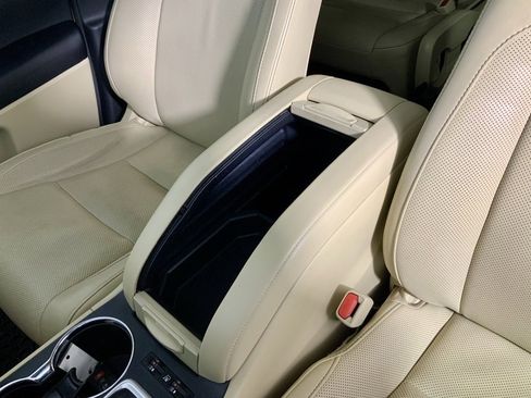 Used 2016 Toyota Highlander Limited Platinum image 26