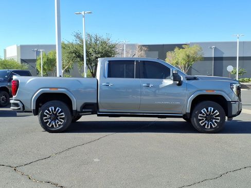 Used 2026 GMC Sierra 2500 Denali Ultimate w/ Max Trailering Package AWD/4WD image 6