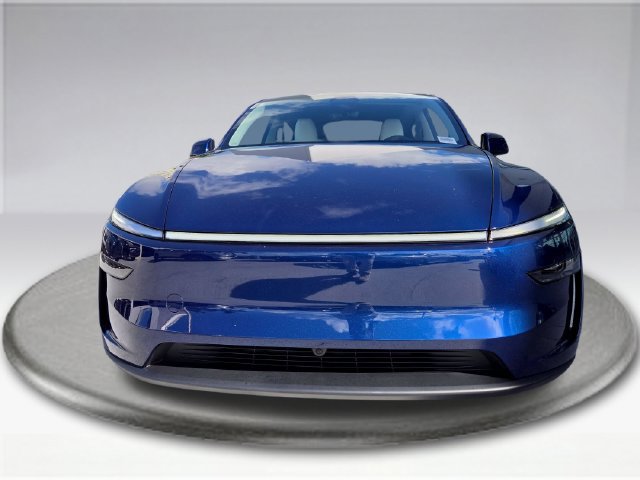 Used 2026 Tesla Model Y Long Range RWD image 9