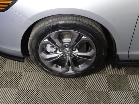 Used 2025 Honda Accord EX-L image 18