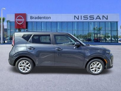 Used 2023 Kia Soul LX w/ Option Group 015