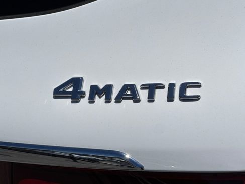 Used 2022 Mercedes-Benz GLC 300 4MATIC image 20