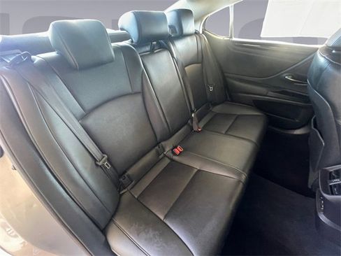 Used 2020 Lexus ES 350 w/ Premium Package image 18