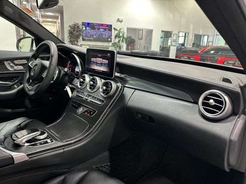 Used 2015 Mercedes-Benz C 300 4MATIC Sedan image 54