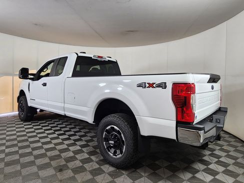 Used 2021 Ford F250 XL w/ STX Appearance Package image 5