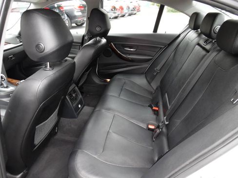 Used 2015 BMW 328i xDrive Sedan AWD/4WD image 19