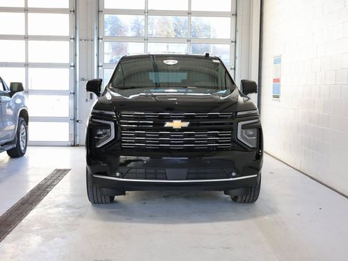 New 2025 Chevrolet Suburban High Country image 5